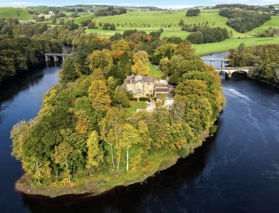 The Lune Hermitage