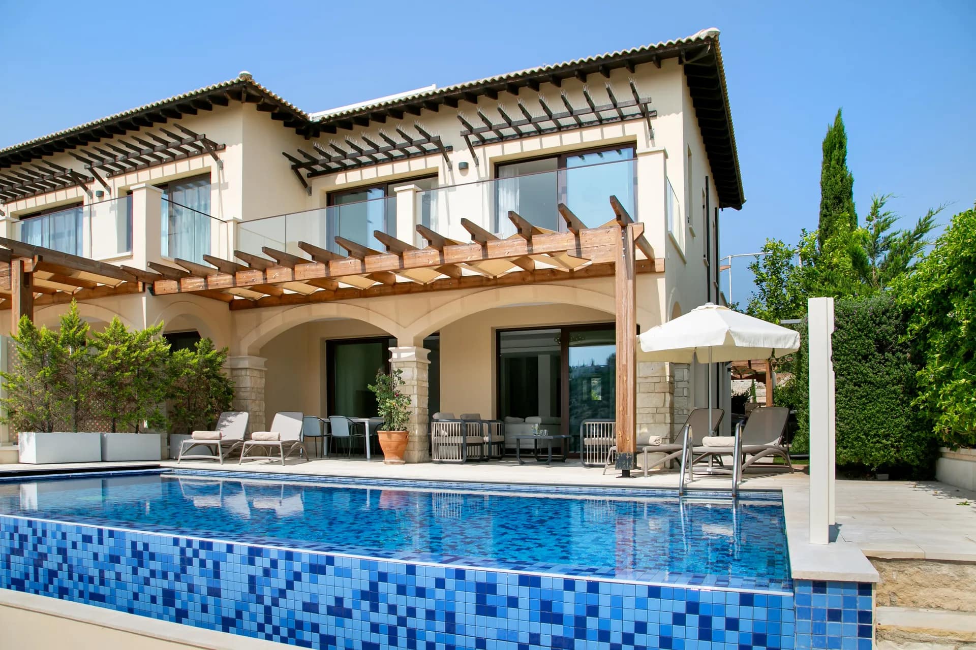 Golden Villa