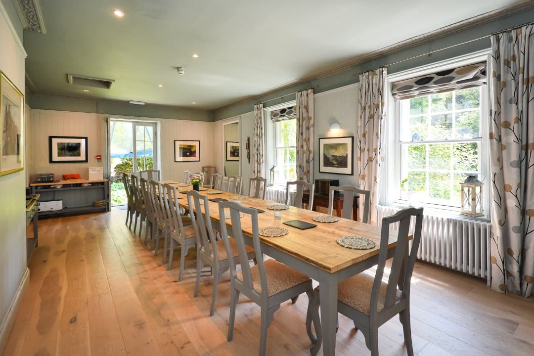 Coastal Manor — photo 3