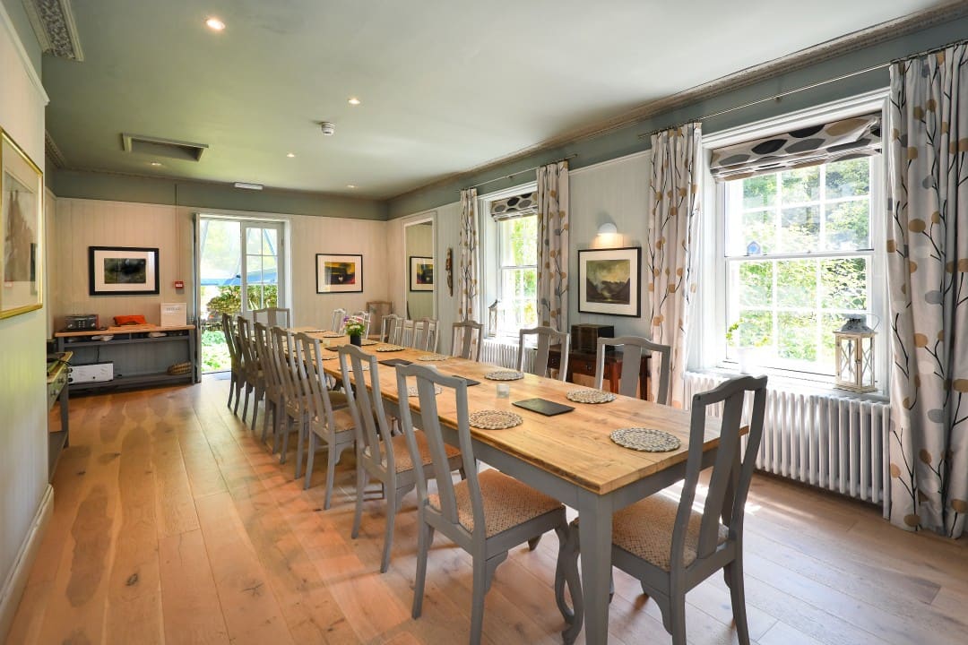 Coastal Manor — photo 3