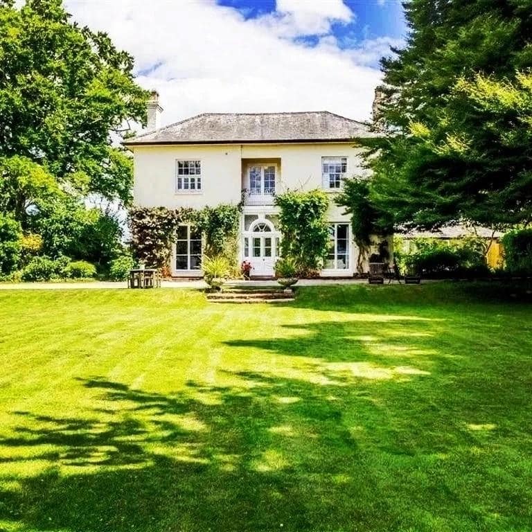 Willow House