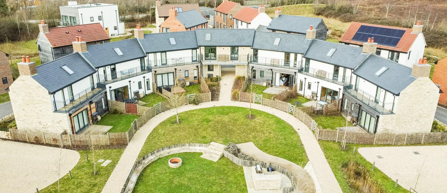 Lakeview Mews
