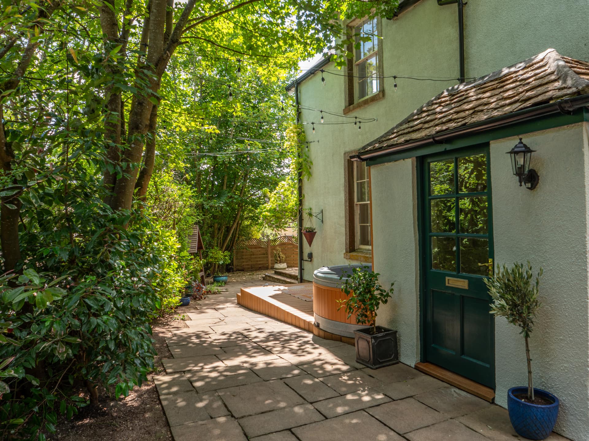 Petty Hideaway