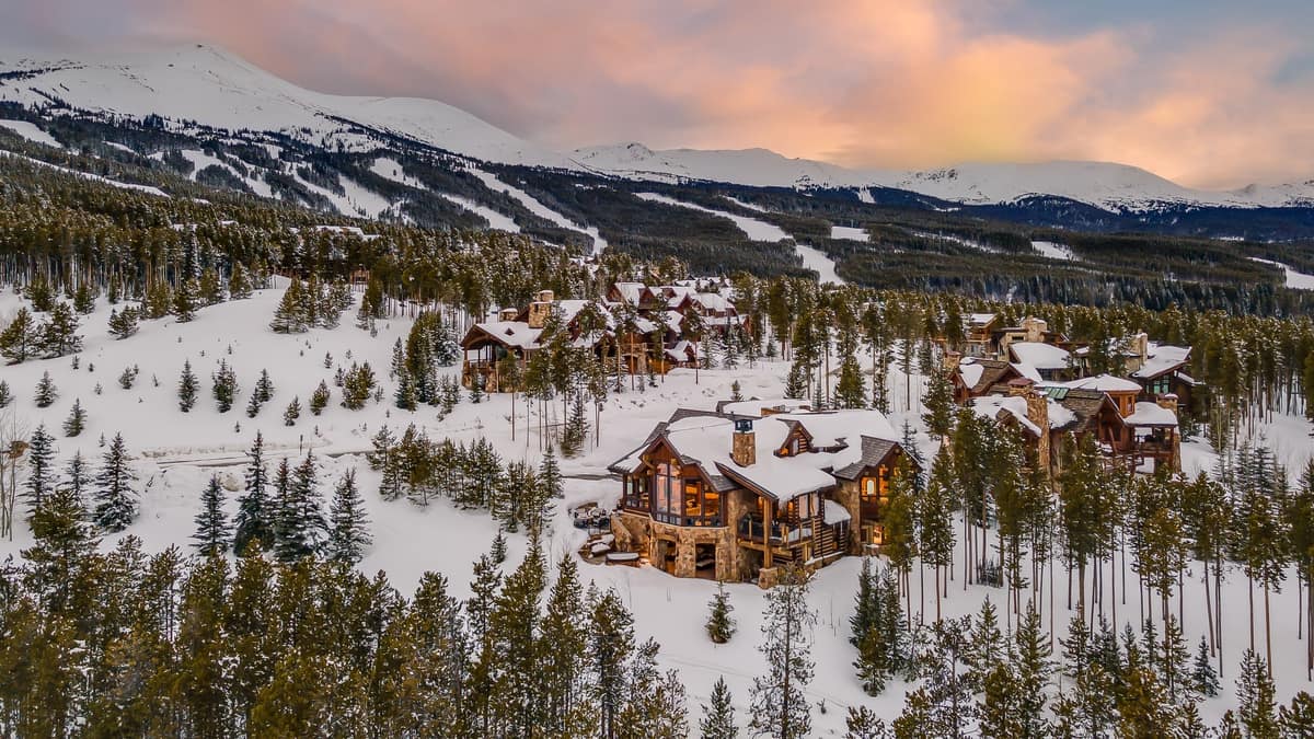 Blue Spruce Lodge